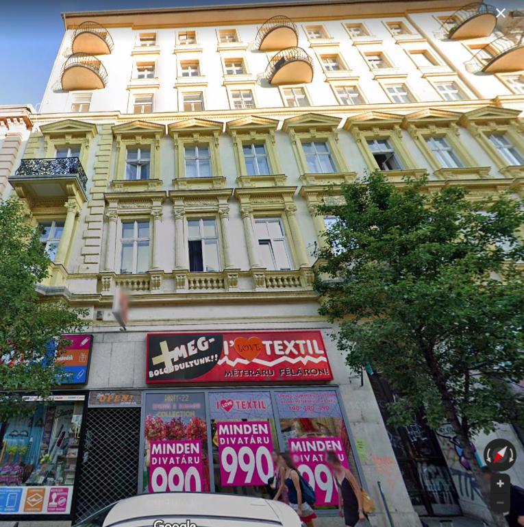 Kalvin Square River Side Danube Budapest Luaran gambar